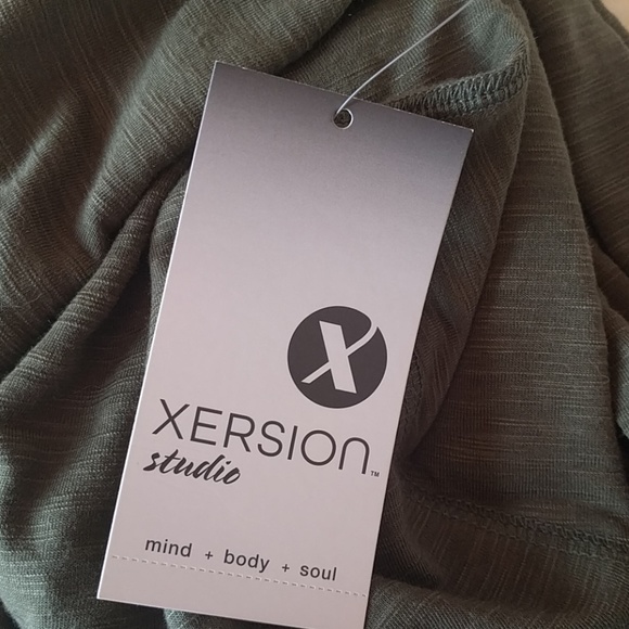 NWT green cross back long draped top - Picture 4 of 6